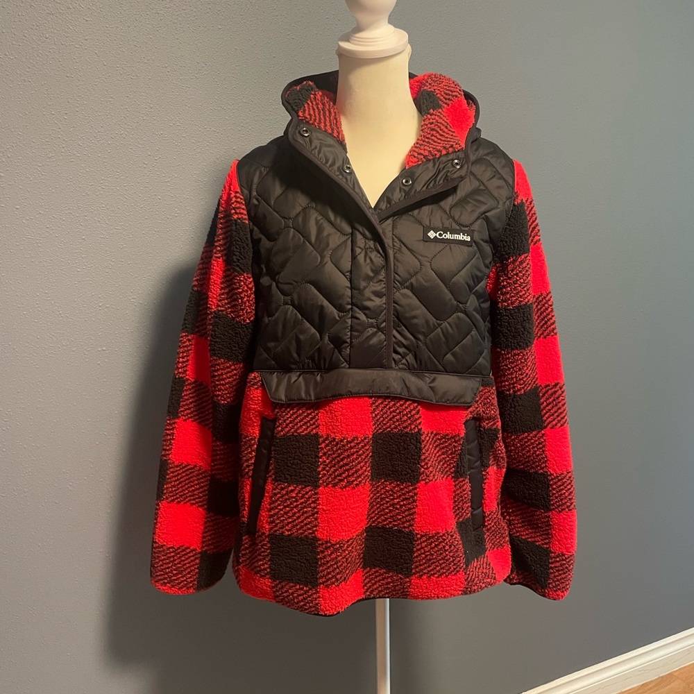 Columbia hooded jacket